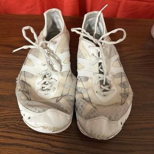 NFINITY CHEER SHOES